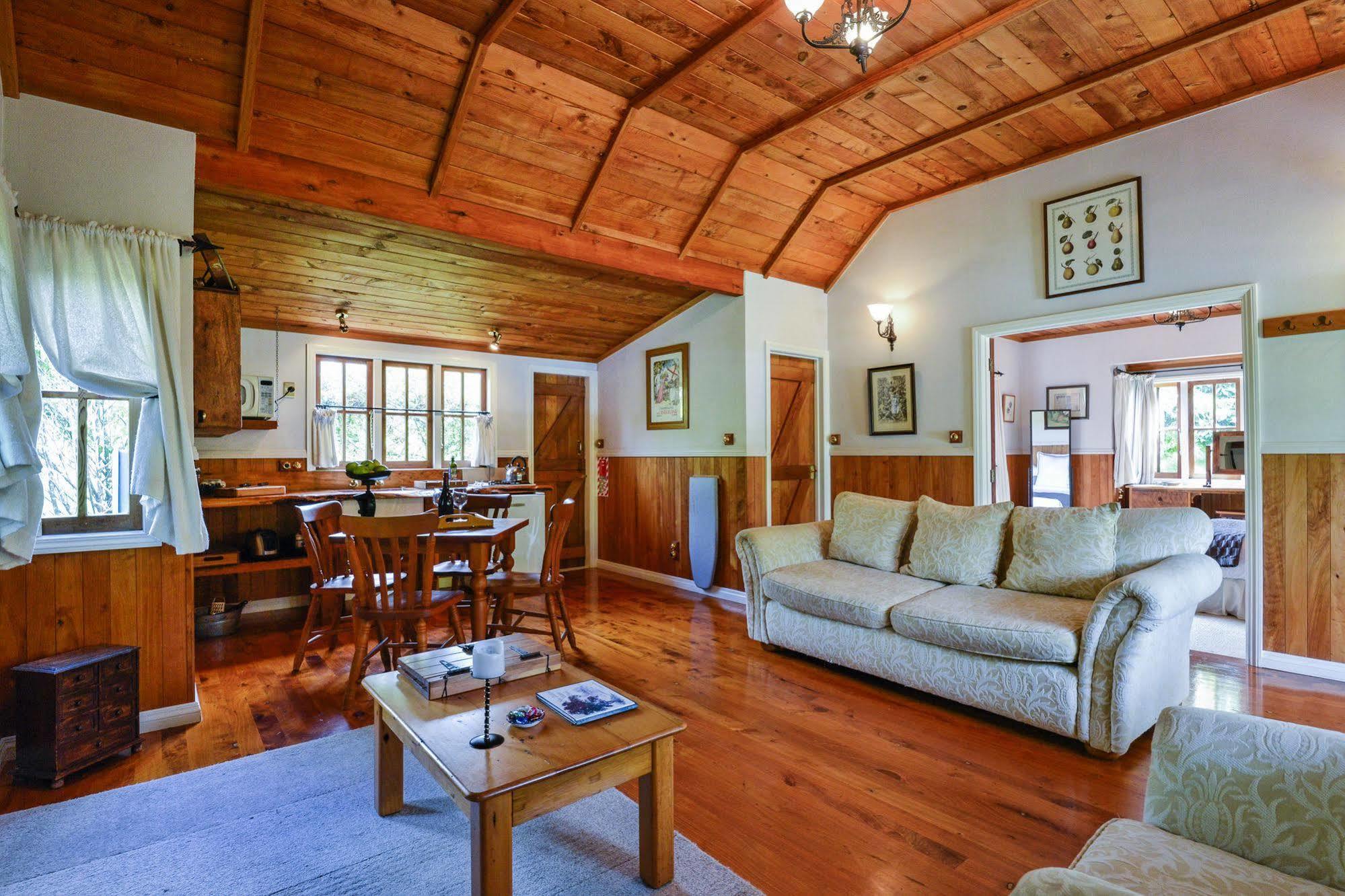 Vineyard Cottages - Kumeu Waimauku Bagian luar foto